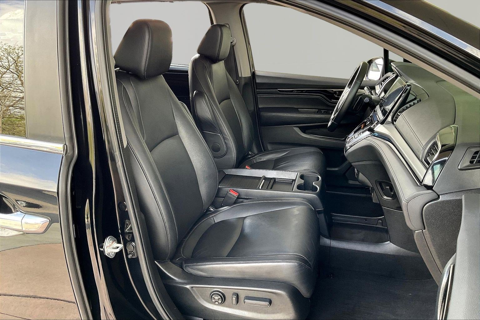 Used 2023 Honda Odyssey Touring image 30