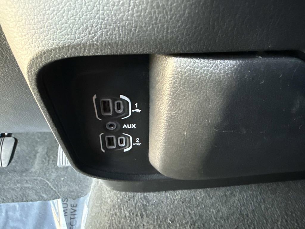 Used 2024 RAM 1500 Tradesman w/ Warlock PACKAGE image 32