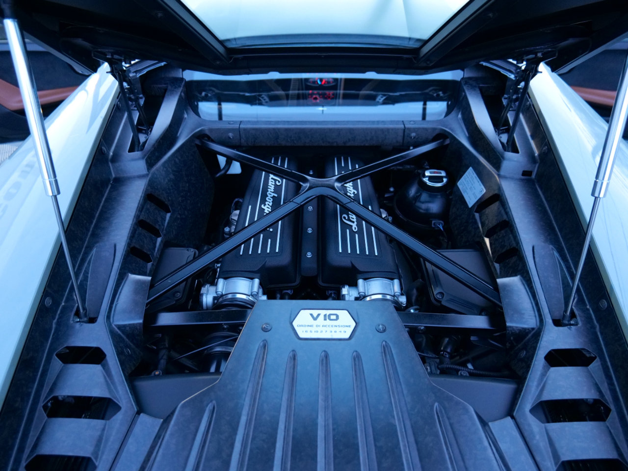 Used 2015 Lamborghini Huracan LP 610-4 image 49