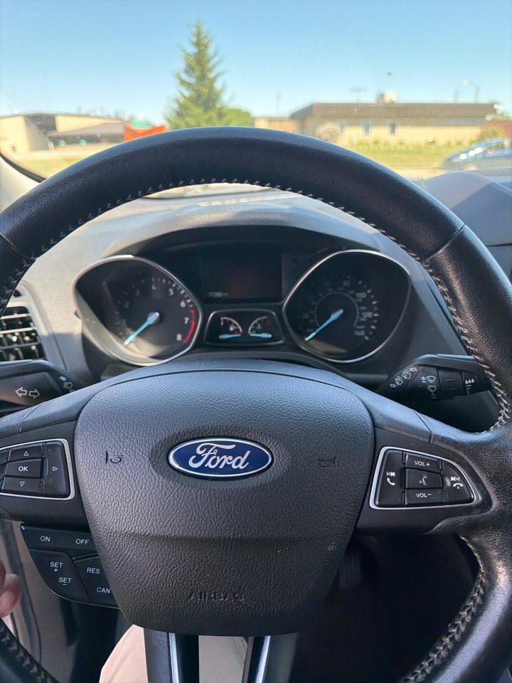Used 2019 Ford Escape SE AWD/4WD image 5