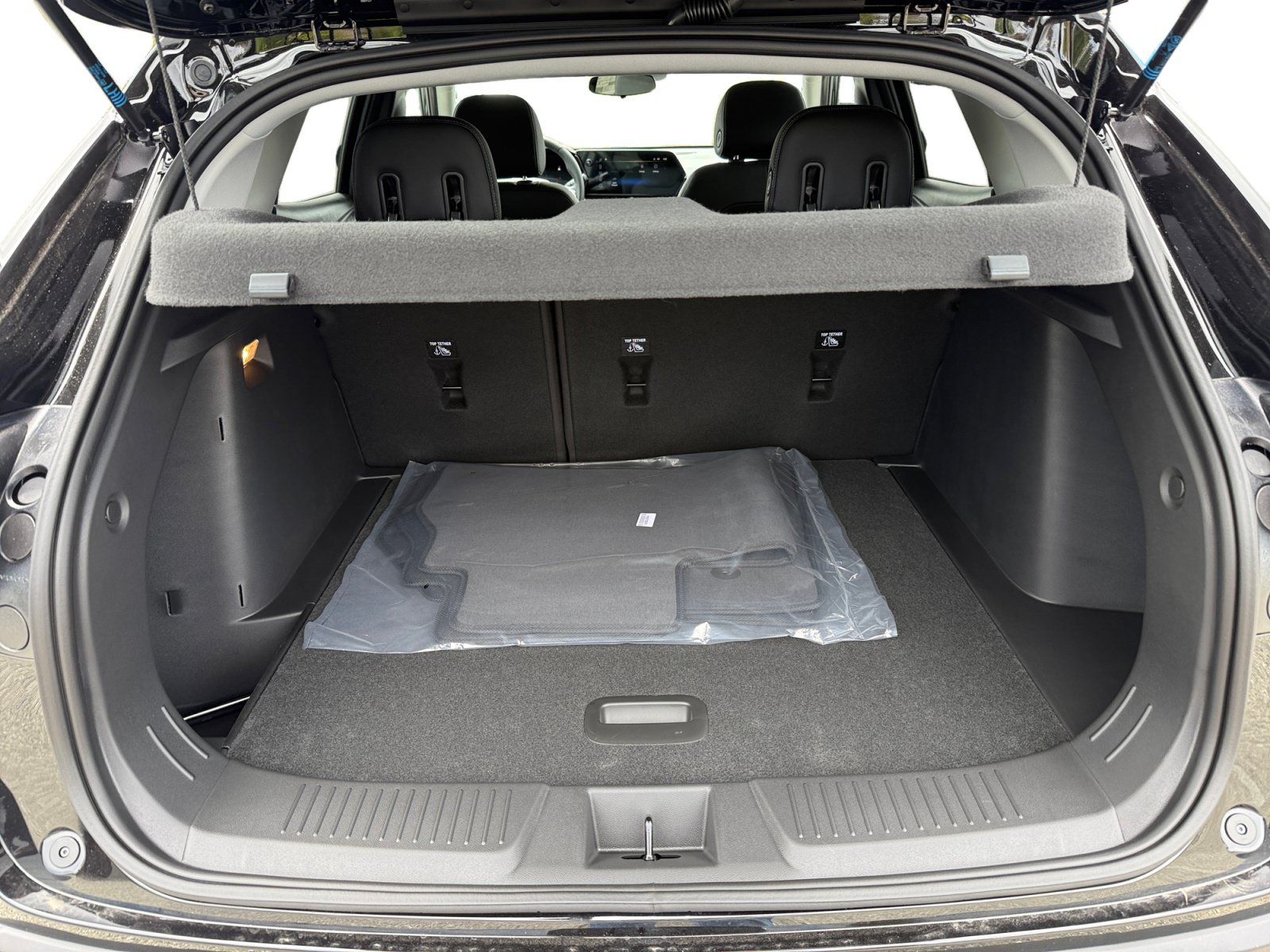 New 2026 Chevrolet Trax LT w/ Driver Confidence Package FWD image 17