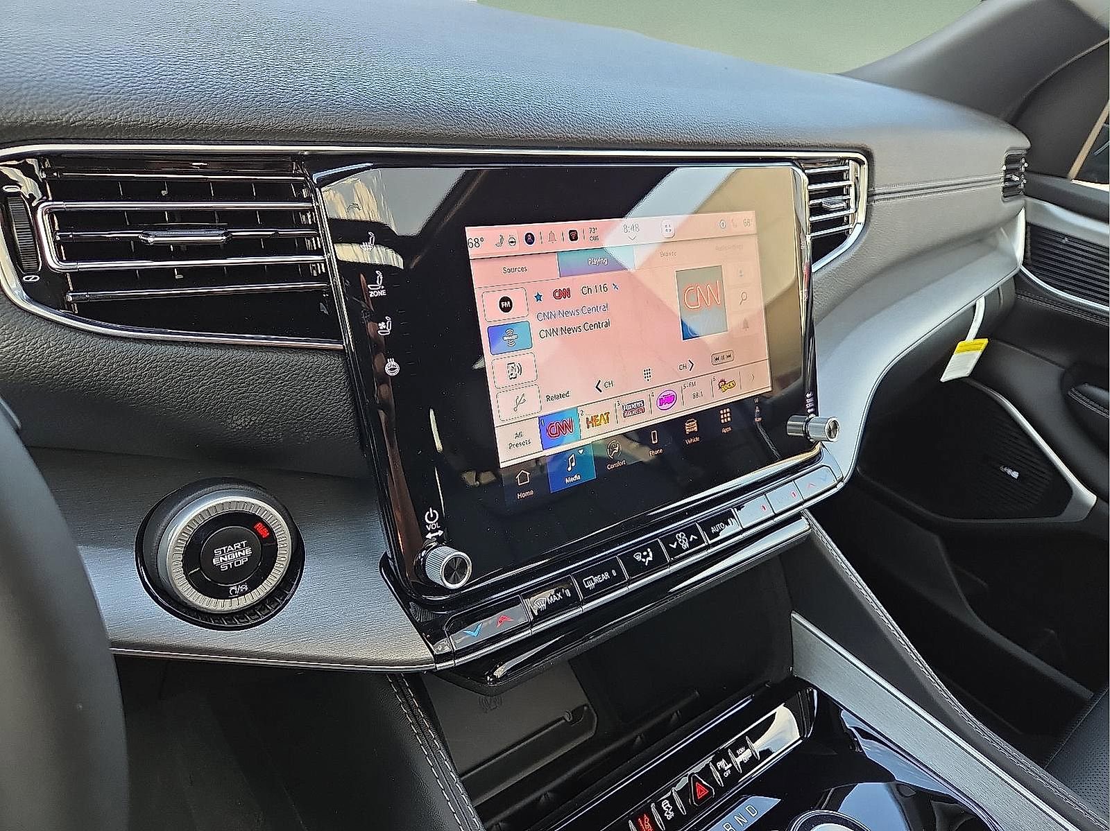 New 2025 Jeep Wagoneer L Series II w/ Premium Group I image 16