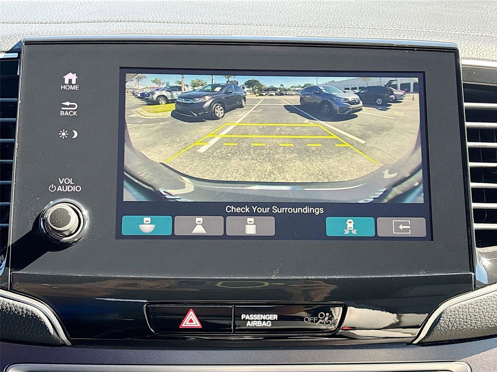 Certified 2025 Honda Passport EX-L image 15