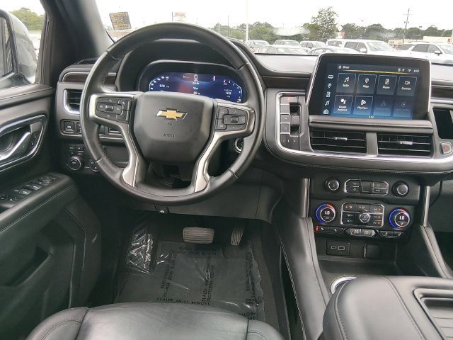 Used 2024 Chevrolet Suburban LT AWD/4WD image 10