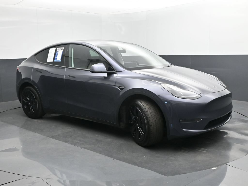 Used 2023 Tesla Model Y Long Range AWD/4WD image 34