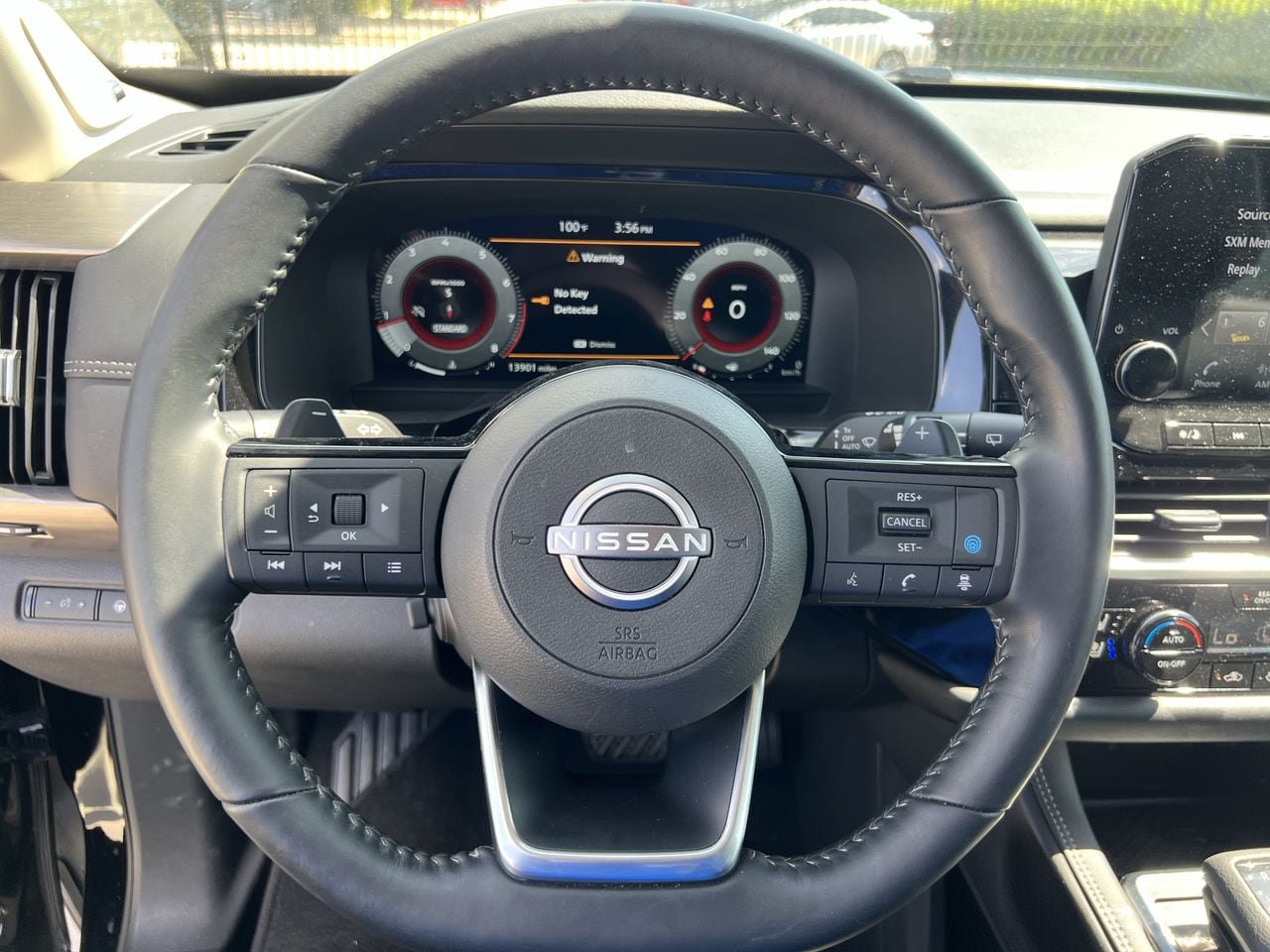 Certified 2025 Nissan Pathfinder Platinum FWD image 6