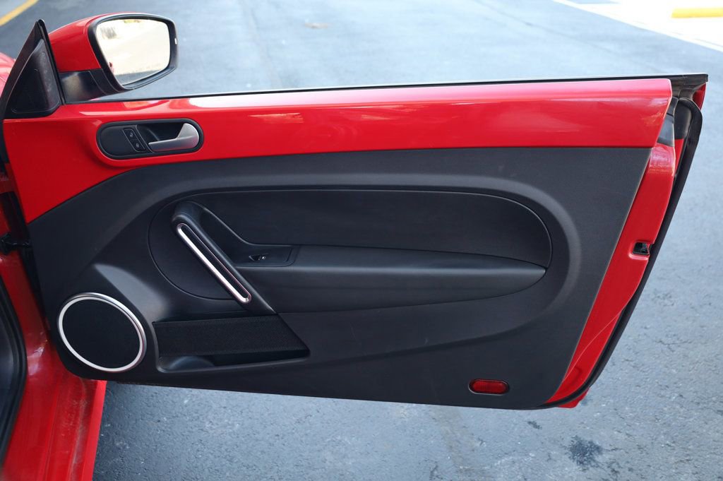 Used 2014 Volkswagen Beetle 1.8T image 18