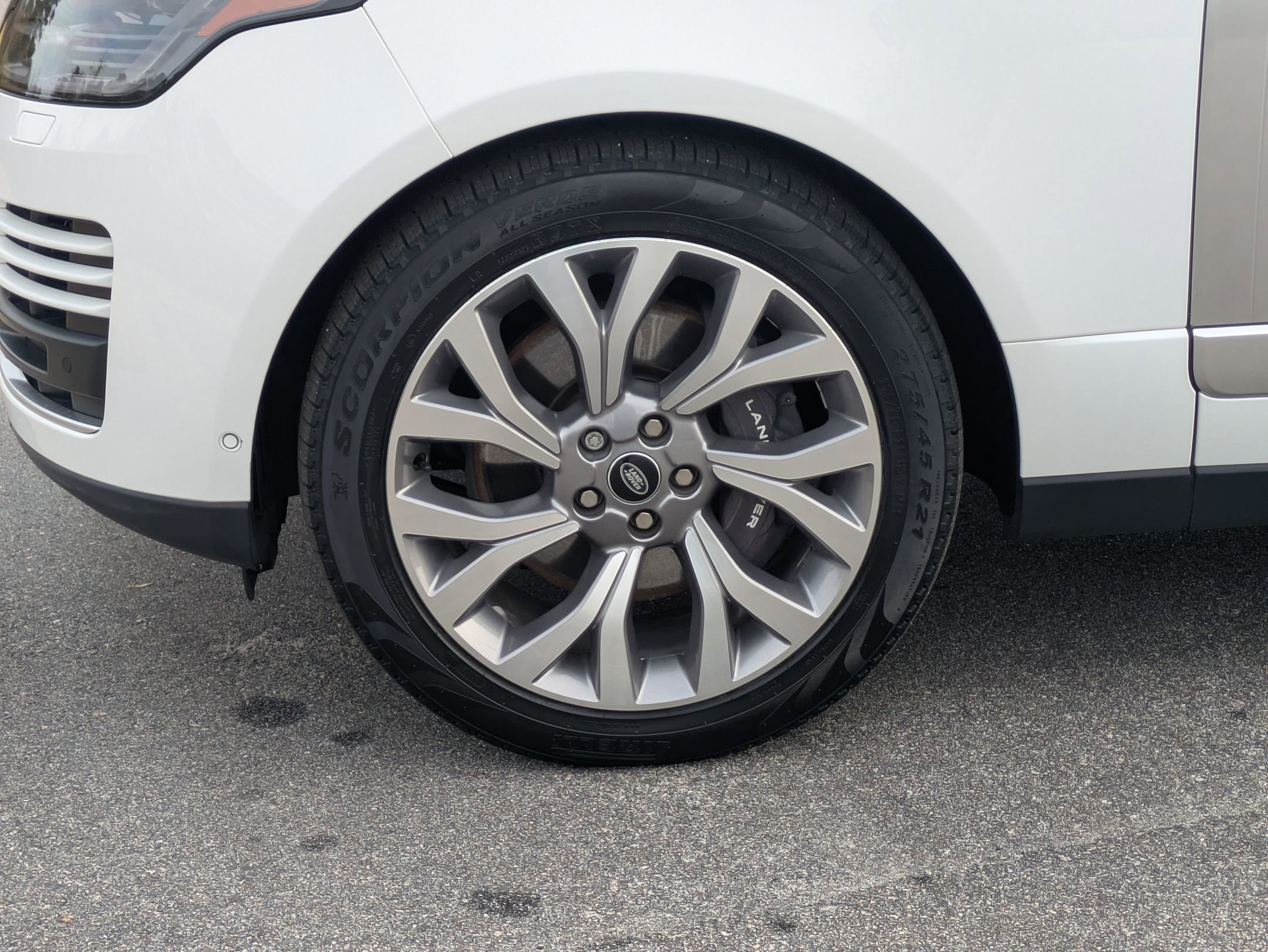 Certified 2022 Land Rover Range Rover P525 Westminster Edition image 34