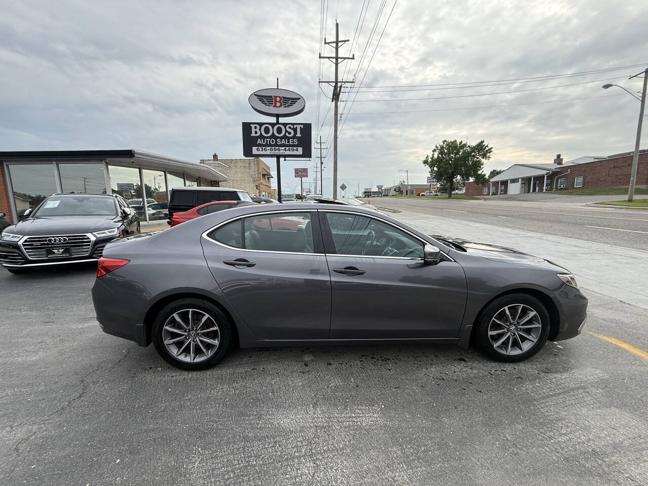Used 2020 Acura TLX FWD image 8