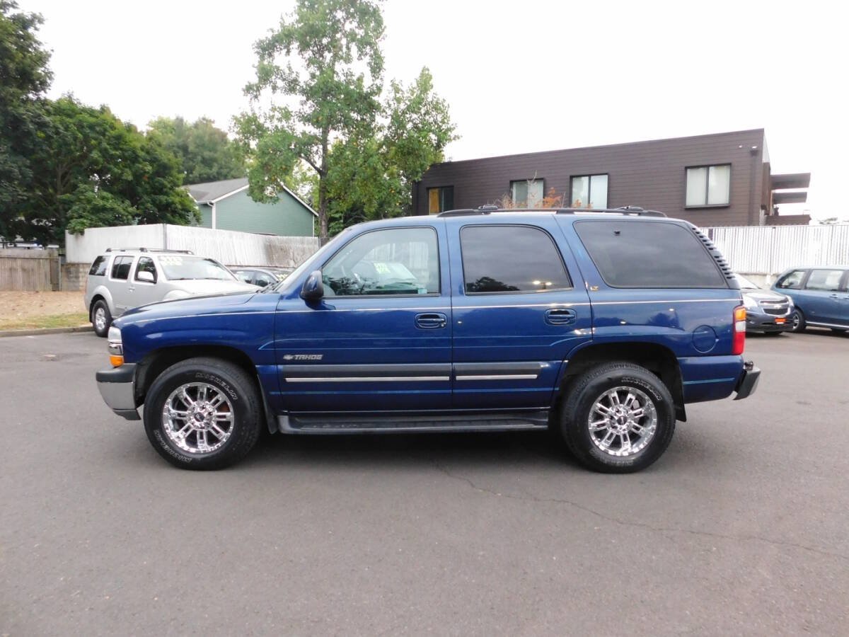 Used 2001 Chevrolet Tahoe LT w/ LT Preferred Equipment Group AWD/4WD image 25