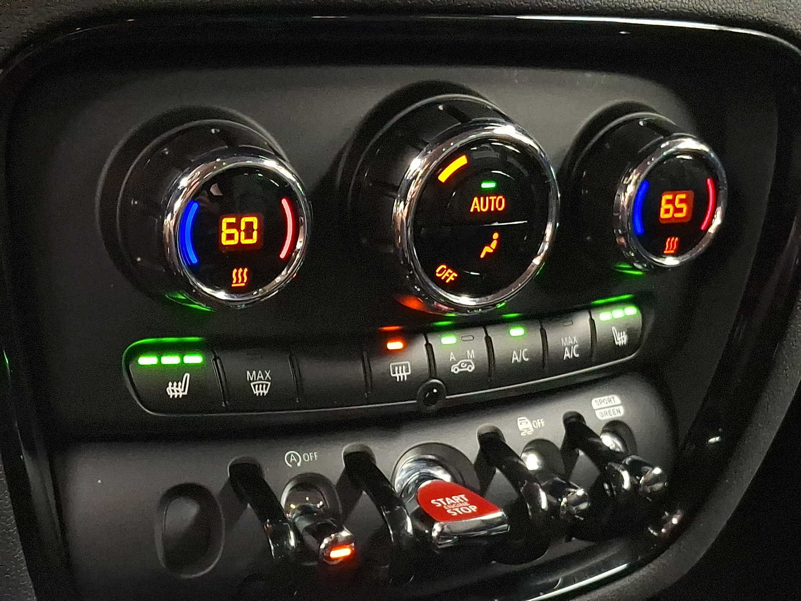 Certified 2023 MINI Cooper Clubman S AWD/4WD image 12