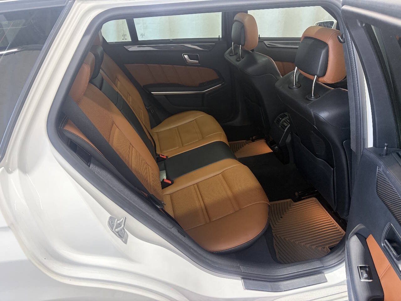 Used 2014 Mercedes-Benz E 63 AMG S-Model image 27