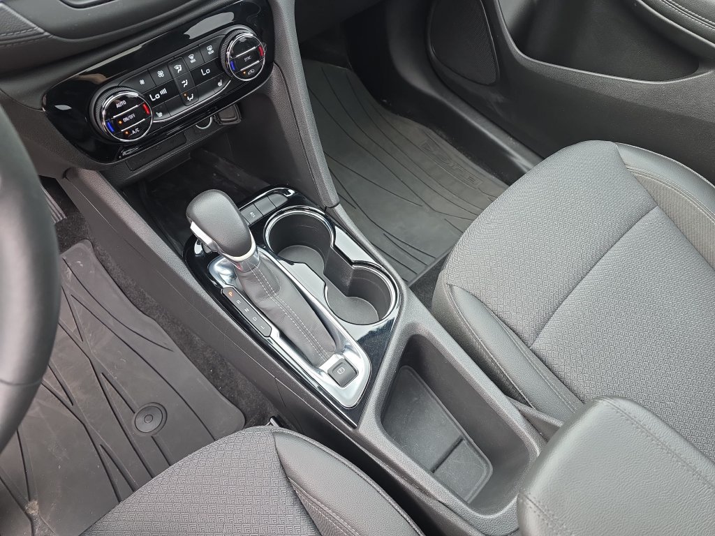 Used 2023 Buick Encore GX Select w/ Experience Buick Package FWD image 28