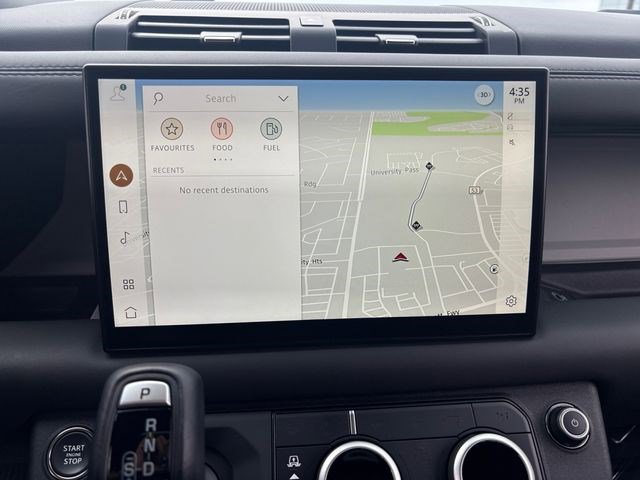 Used 2023 Land Rover Defender 130 X-Dynamic SE image 24