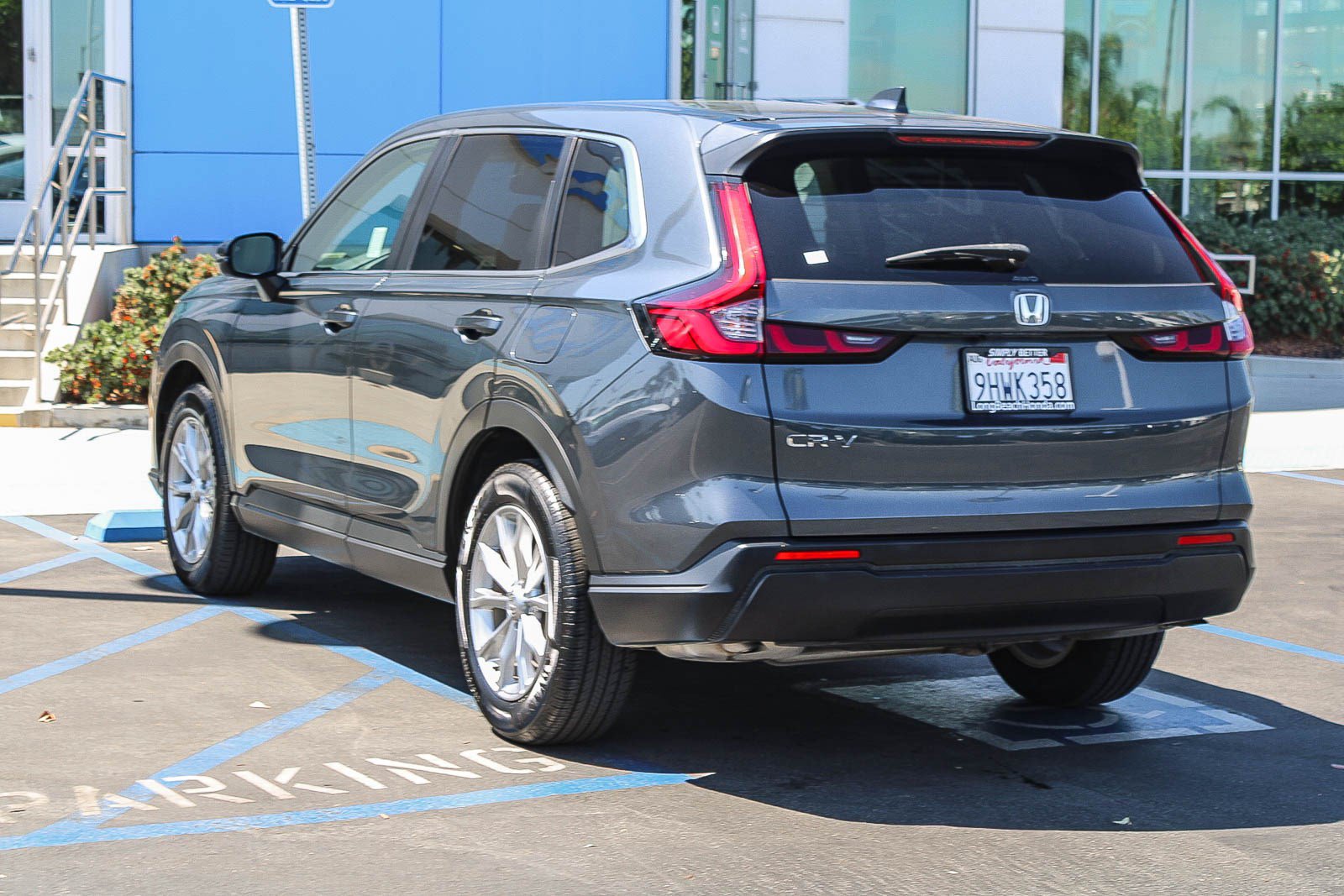 Certified 2024 Honda CR-V EX image 9