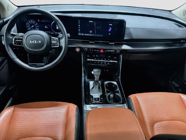 Certified 2024 Kia Carnival SX Prestige FWD image 25