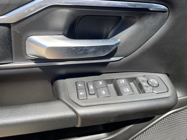 Used 2025 RAM 1500 Big Horn AWD/4WD image 11