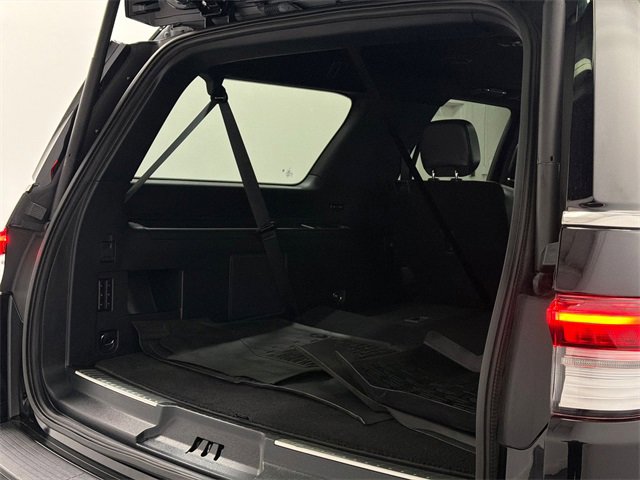 Certified 2022 Lincoln Navigator L Reserve image 8