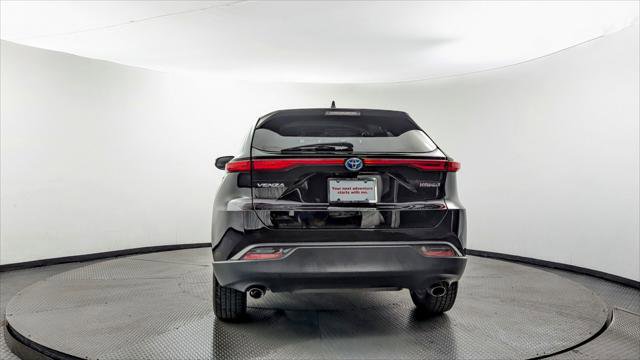 Used 2021 Toyota Venza LE image 7