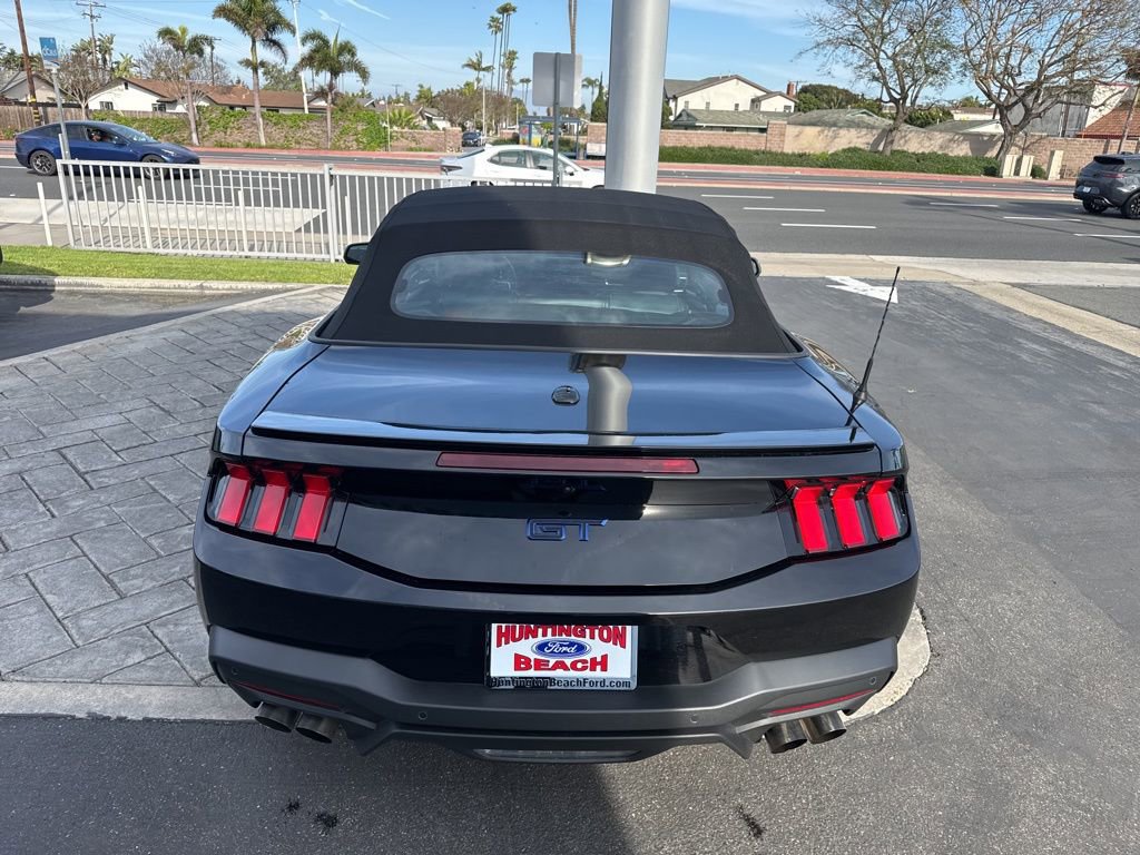 Used 2025 Ford Mustang GT Premium image 11