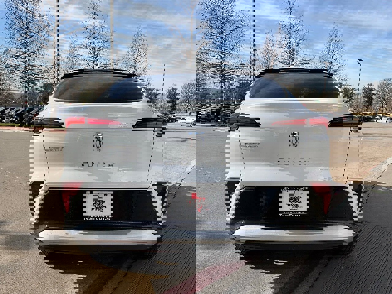 Used 2025 Buick Envista Preferred image 7