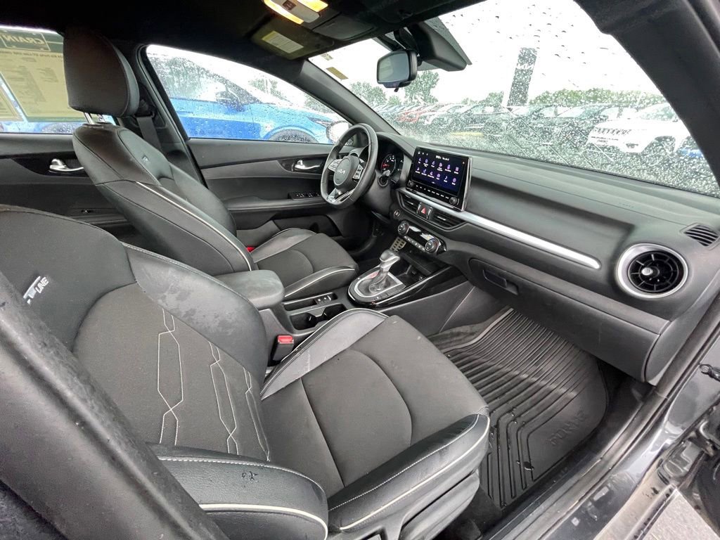 Certified 2024 Kia Forte GT-Line FWD image 28