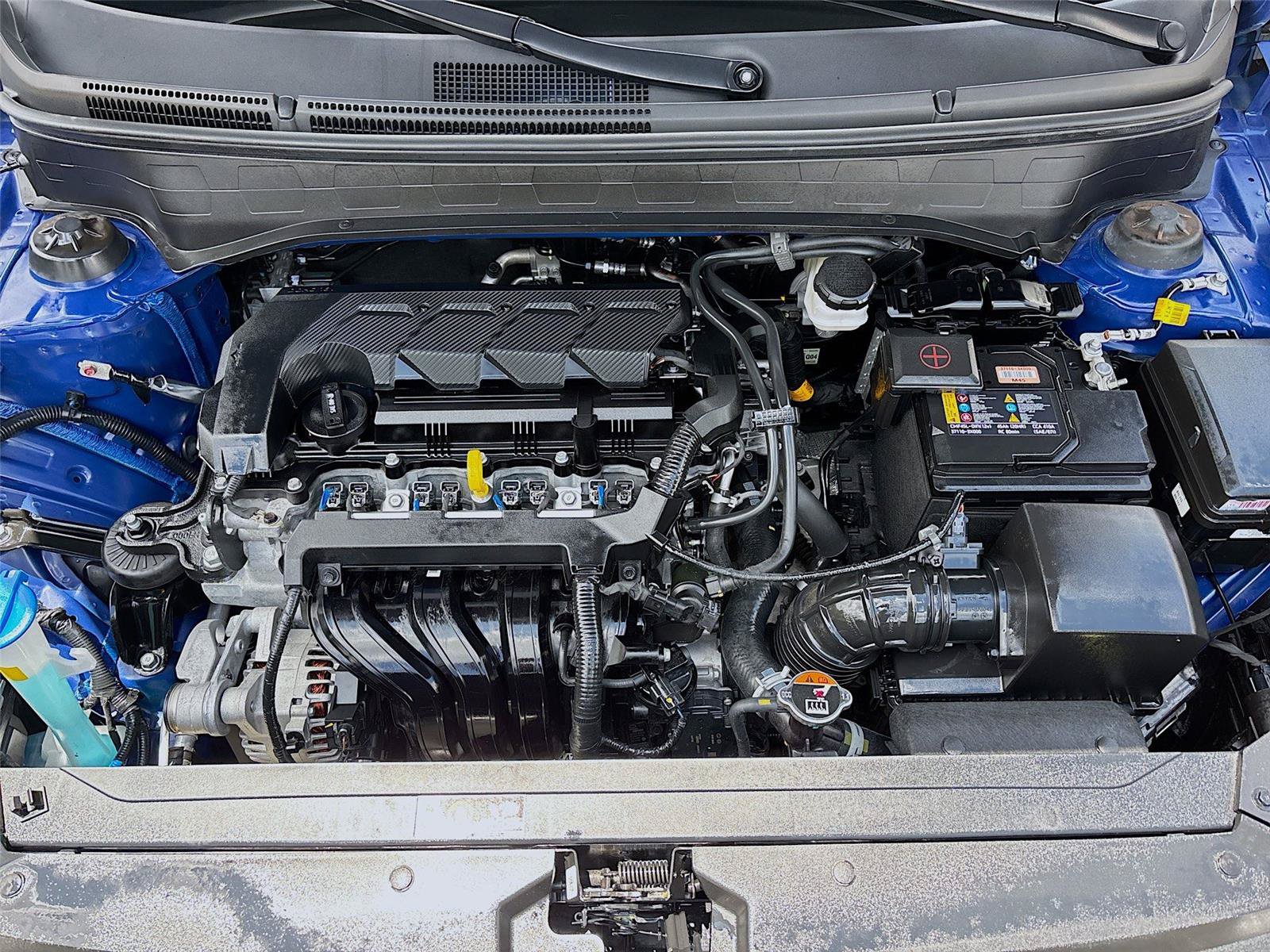Used 2025 Hyundai Venue SEL FWD image 29