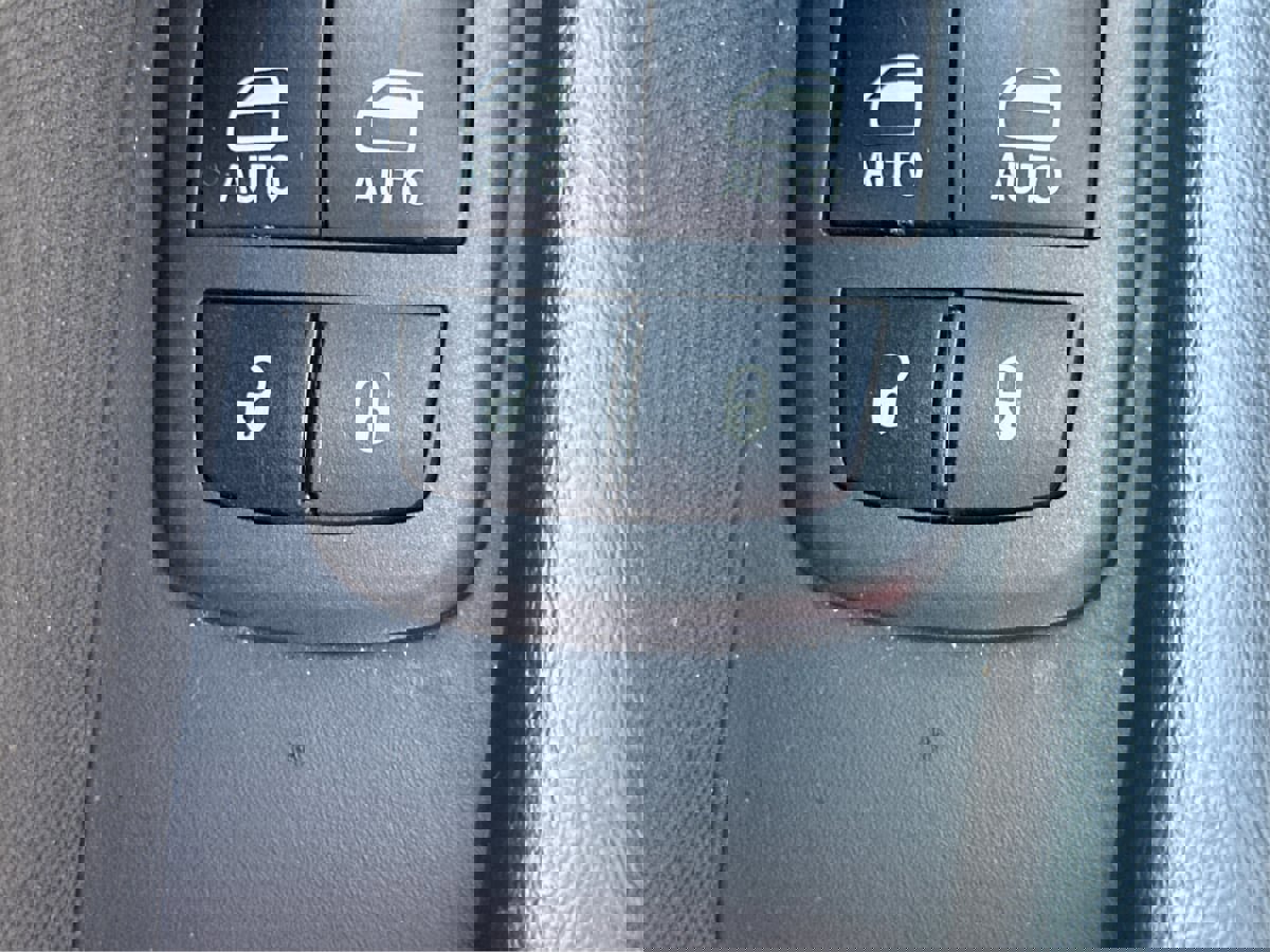 Used 2022 Dodge Challenger GT image 28