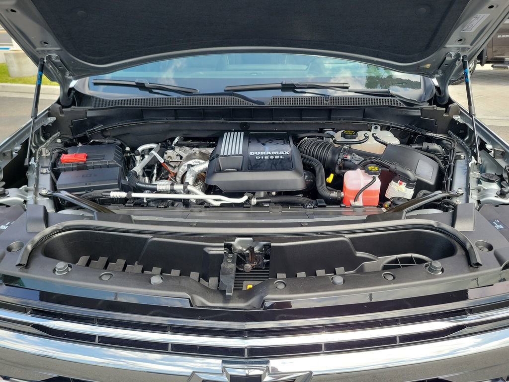 Used 2025 Chevrolet Tahoe Premier AWD/4WD image 29