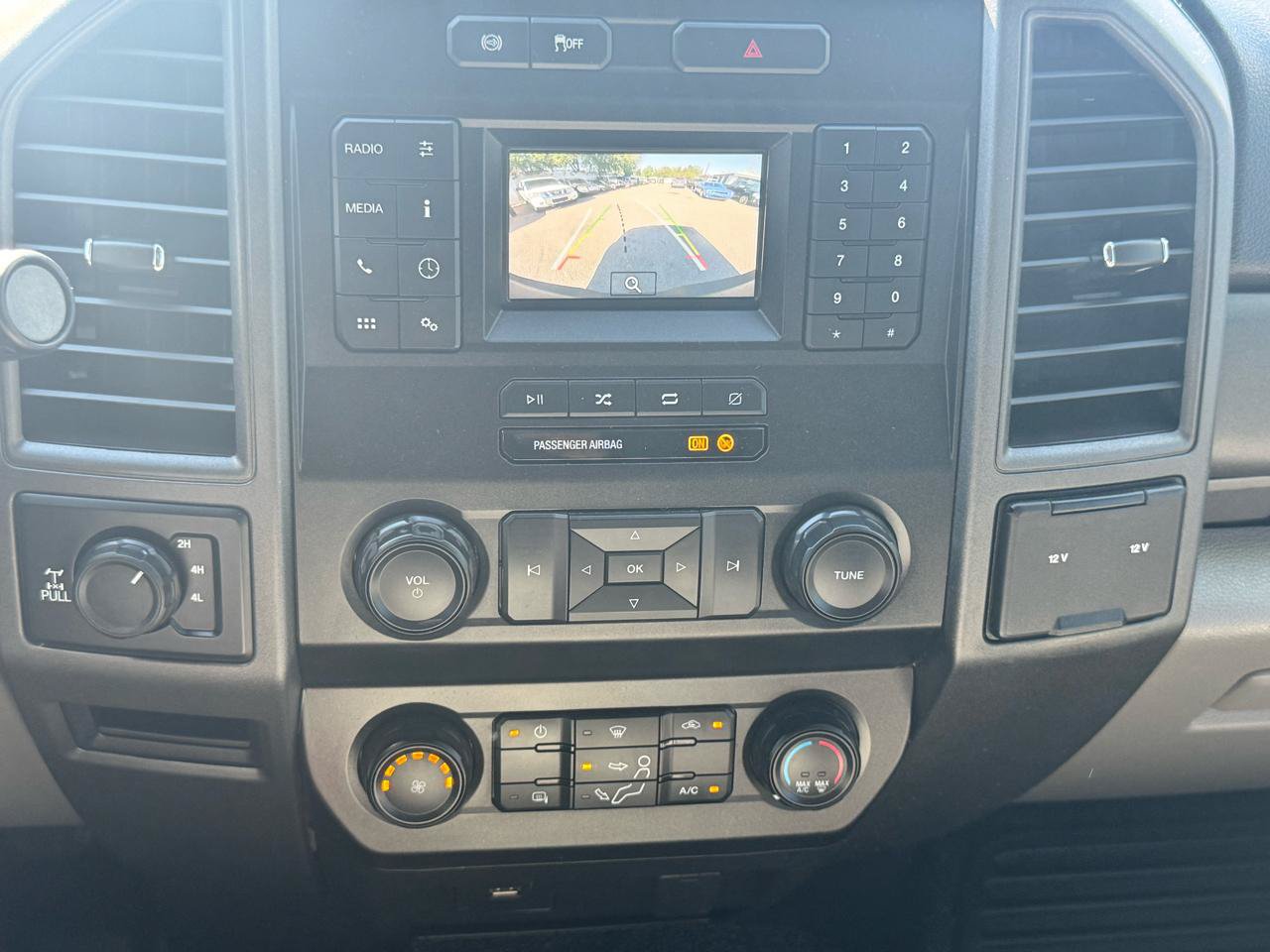 Used 2020 Ford F250 XL w/ Power Equipment Group AWD/4WD image 27