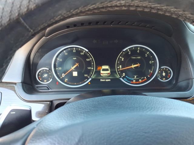 Used 2015 BMW 750Li xDrive image 8