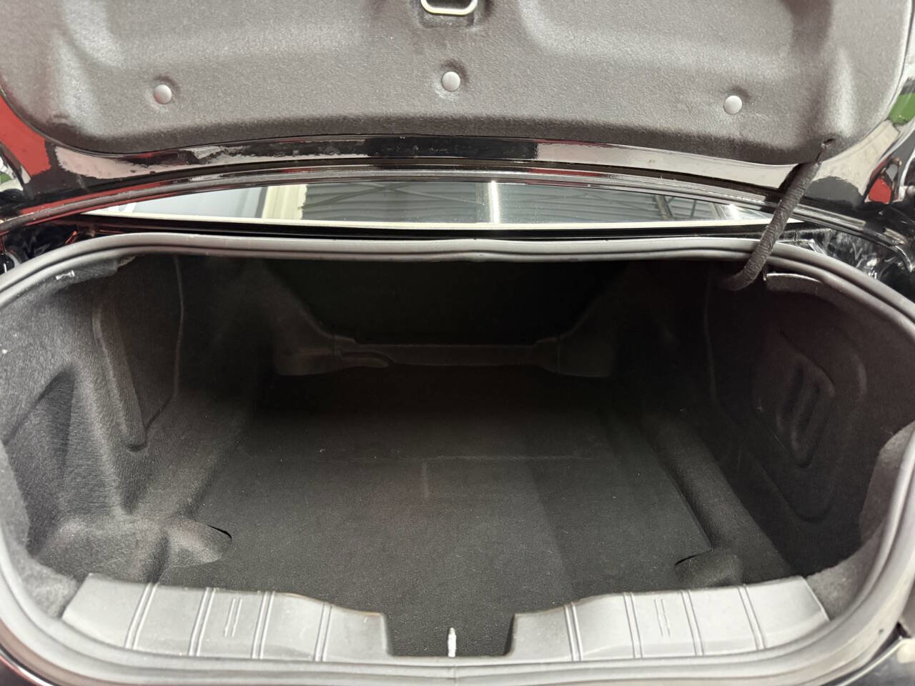 Used 2018 Chevrolet Camaro ZL1 RWD image 28