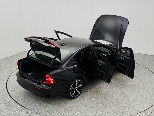 Certified 2024 Volvo S60 B5 Plus w/ Climate Package AWD/4WD image 41