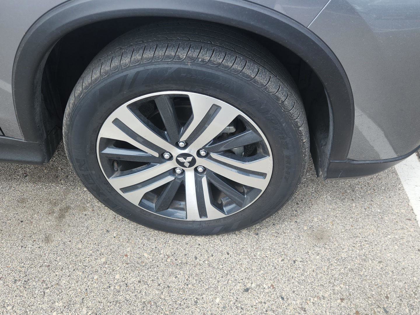 Used 2024 Mitsubishi Outlander Sport ES AWD/4WD image 2