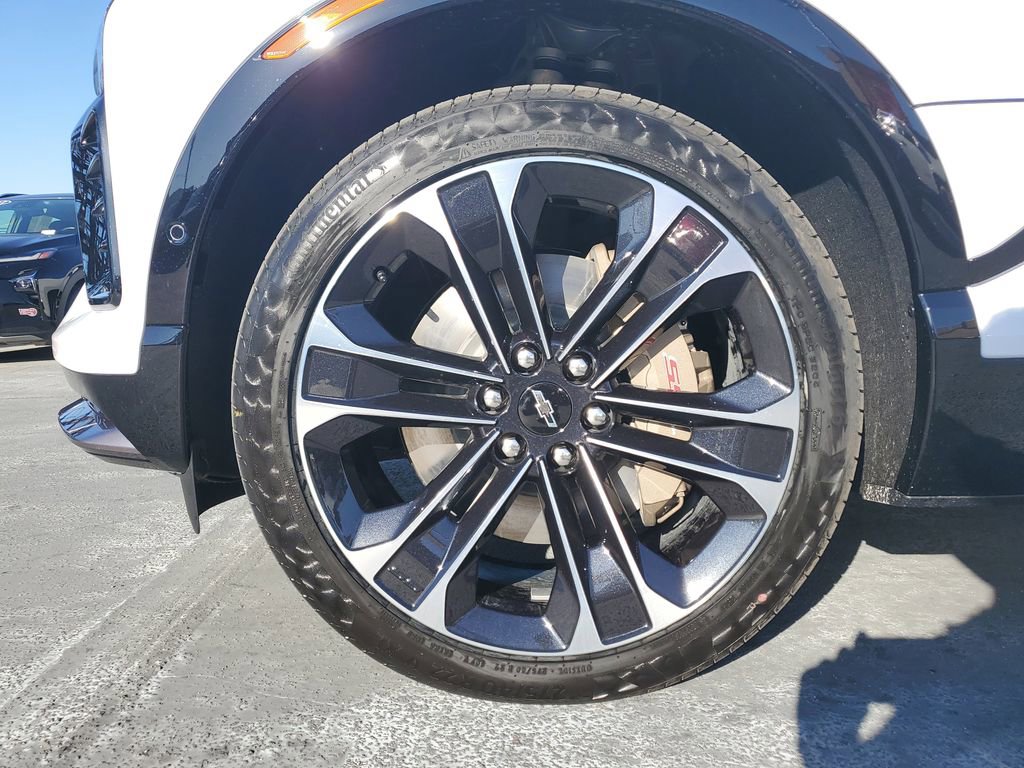 New 2026 Chevrolet Blazer EV SS image 6