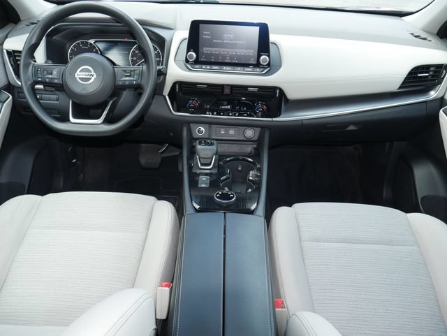 Used 2021 Nissan Rogue SV AWD/4WD image 5