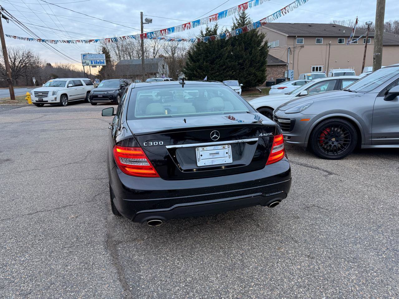 Used 2013 Mercedes-Benz C 300 4MATIC Sedan image 5