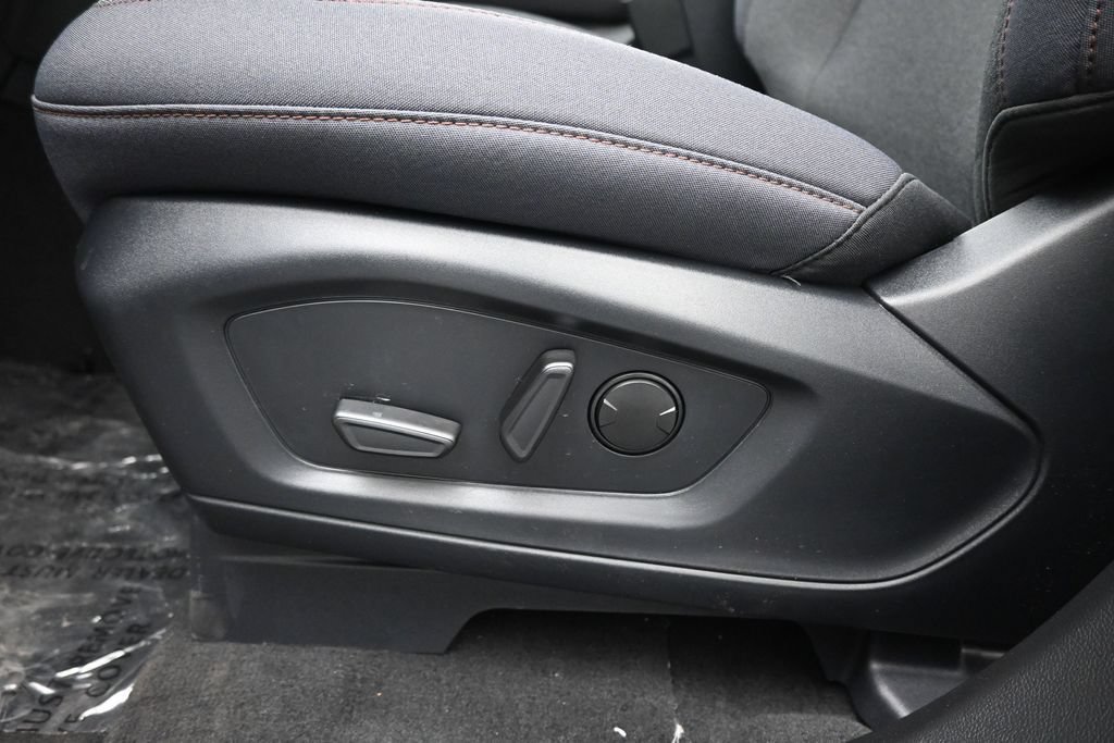 New 2026 Ford Explorer Active RWD image 10