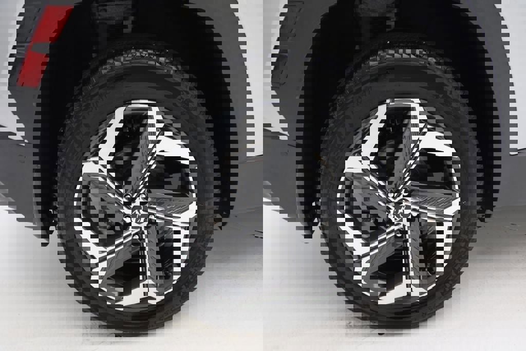 Used 2023 Hyundai Tucson Limited image 10