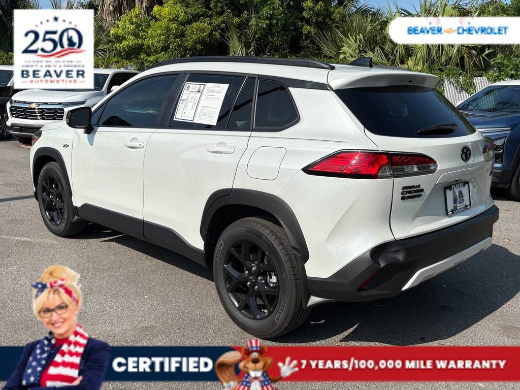 Used 2025 Toyota Corolla Cross LE FWD image 5