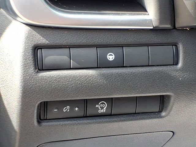 Used 2023 Nissan Rogue SV image 19