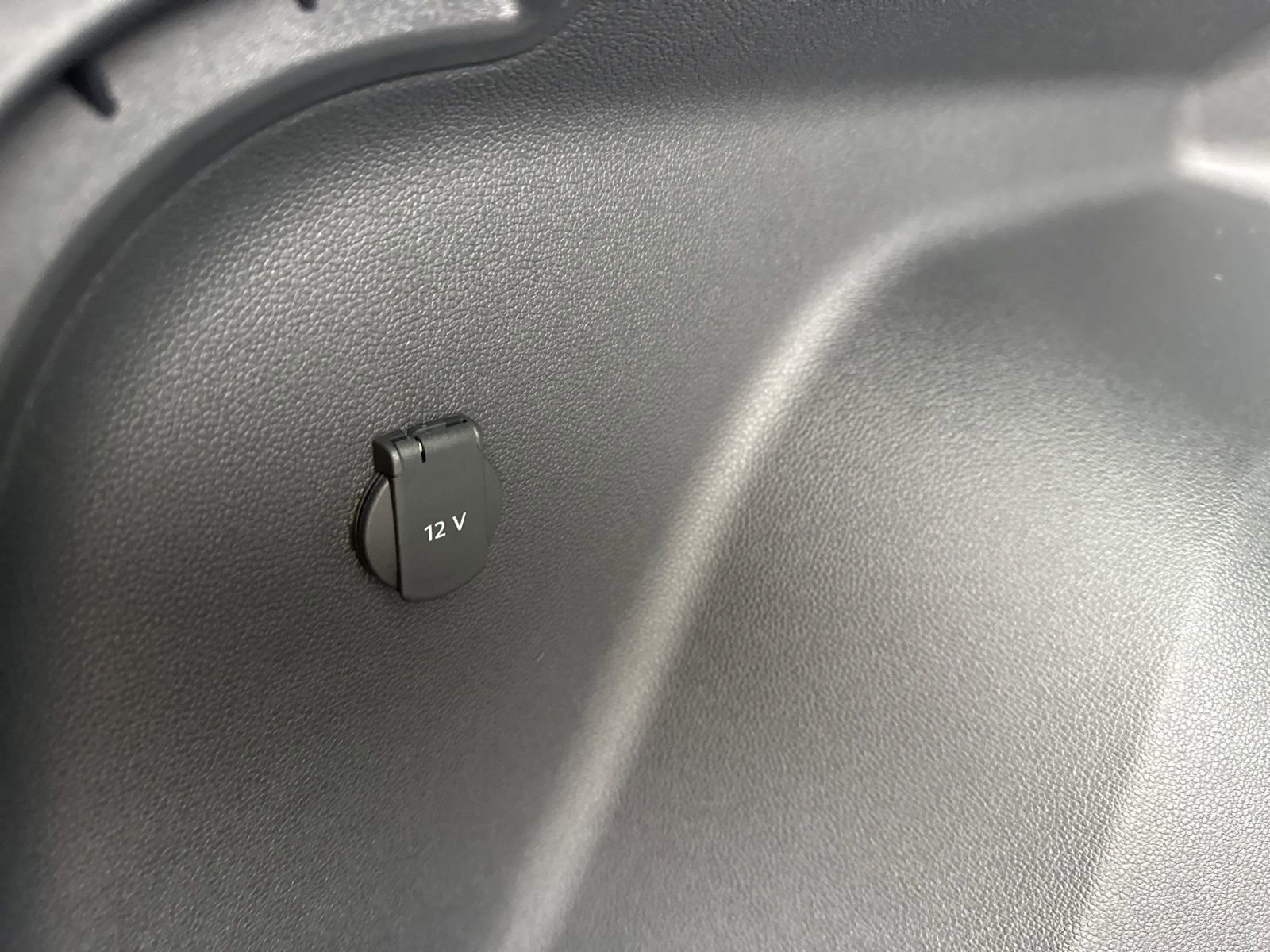 New 2026 Volkswagen Atlas Cross Sport SEL Premium R-Line image 27