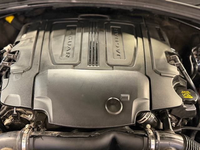 Used 2018 Jaguar F-PACE S image 40