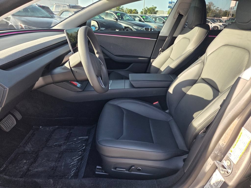 Used 2025 Tesla Model 3 Long Range RWD image 4