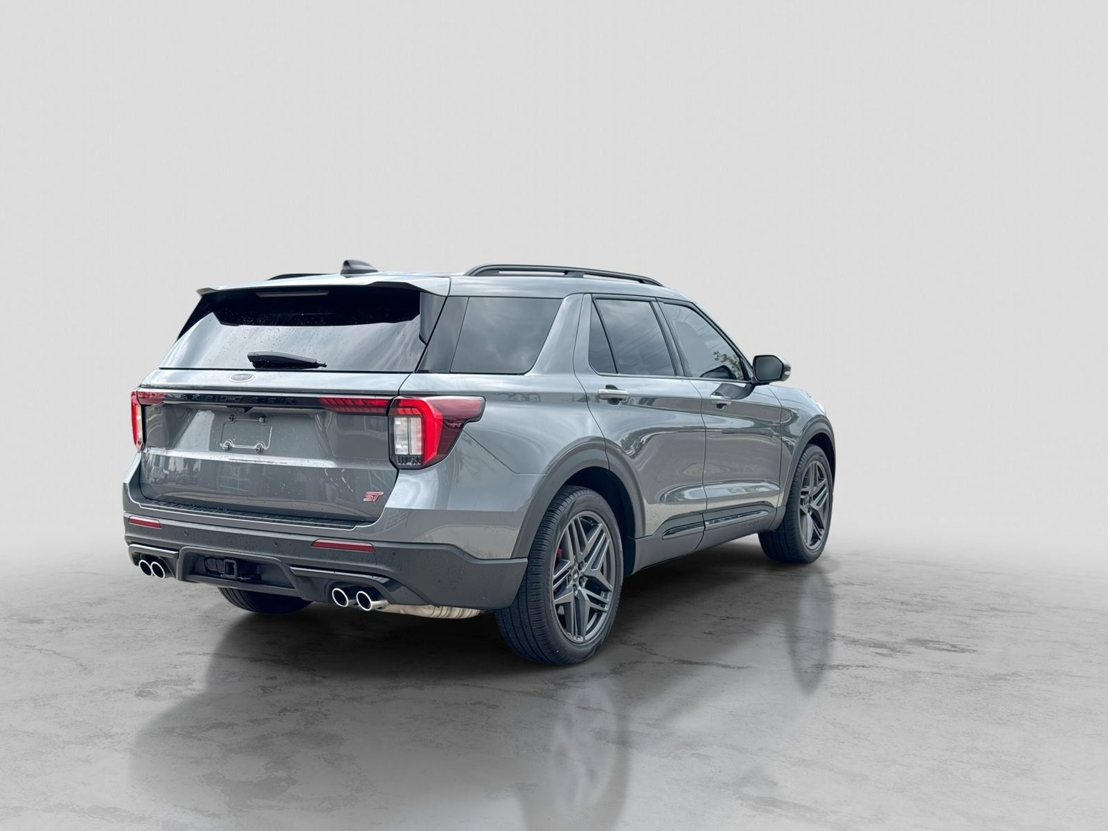 Certified 2025 Ford Explorer ST AWD/4WD image 8