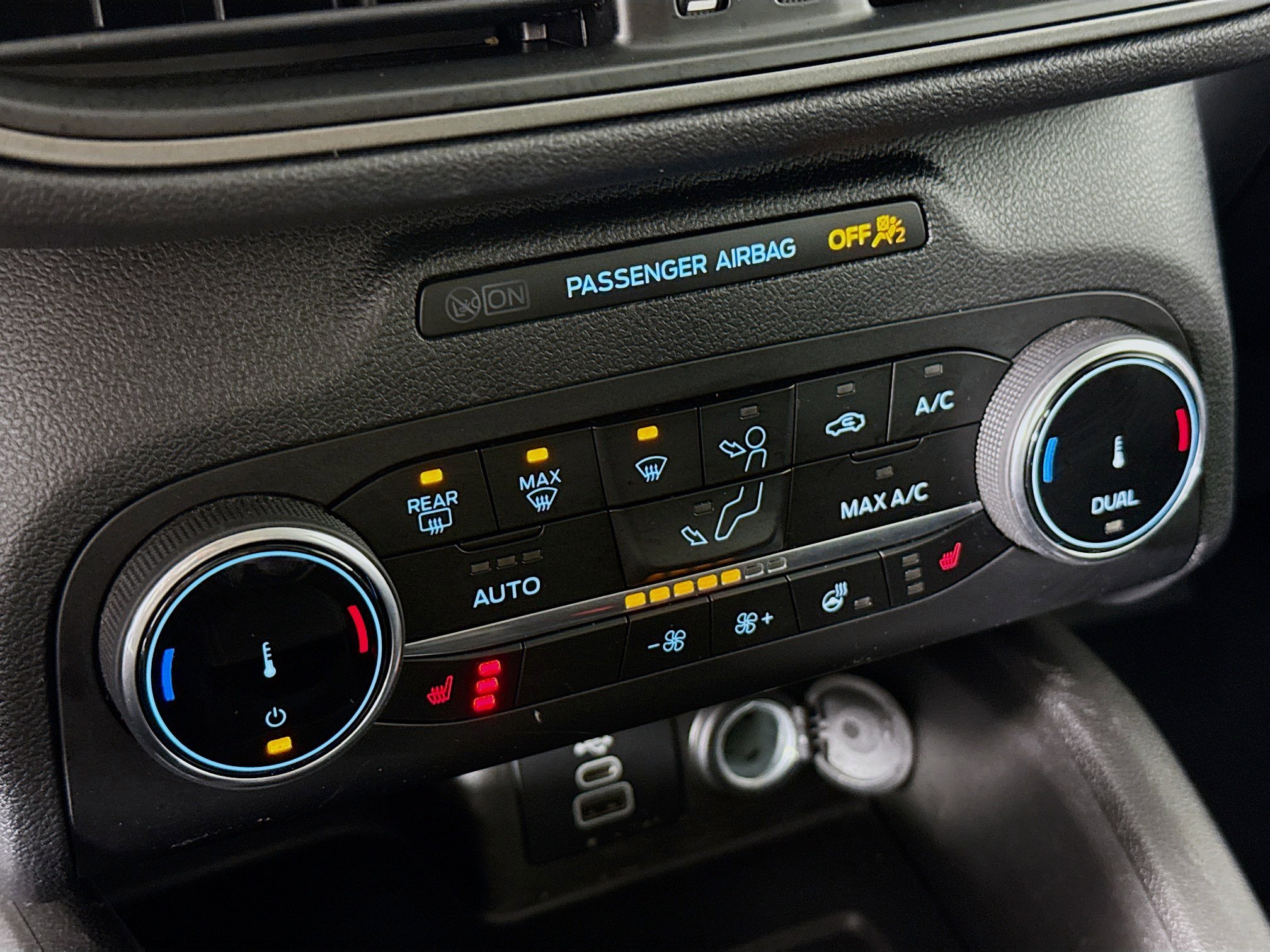 Used 2024 Ford Escape Active image 17