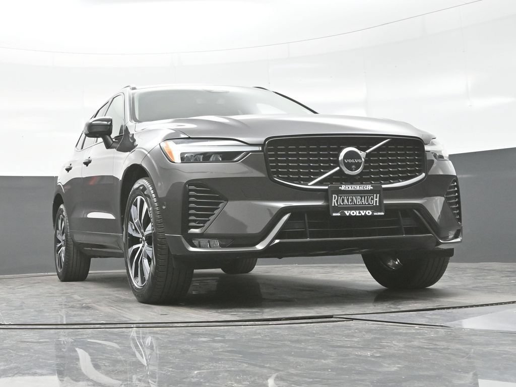 Used 2024 Volvo XC60 B5 Plus AWD/4WD image 21