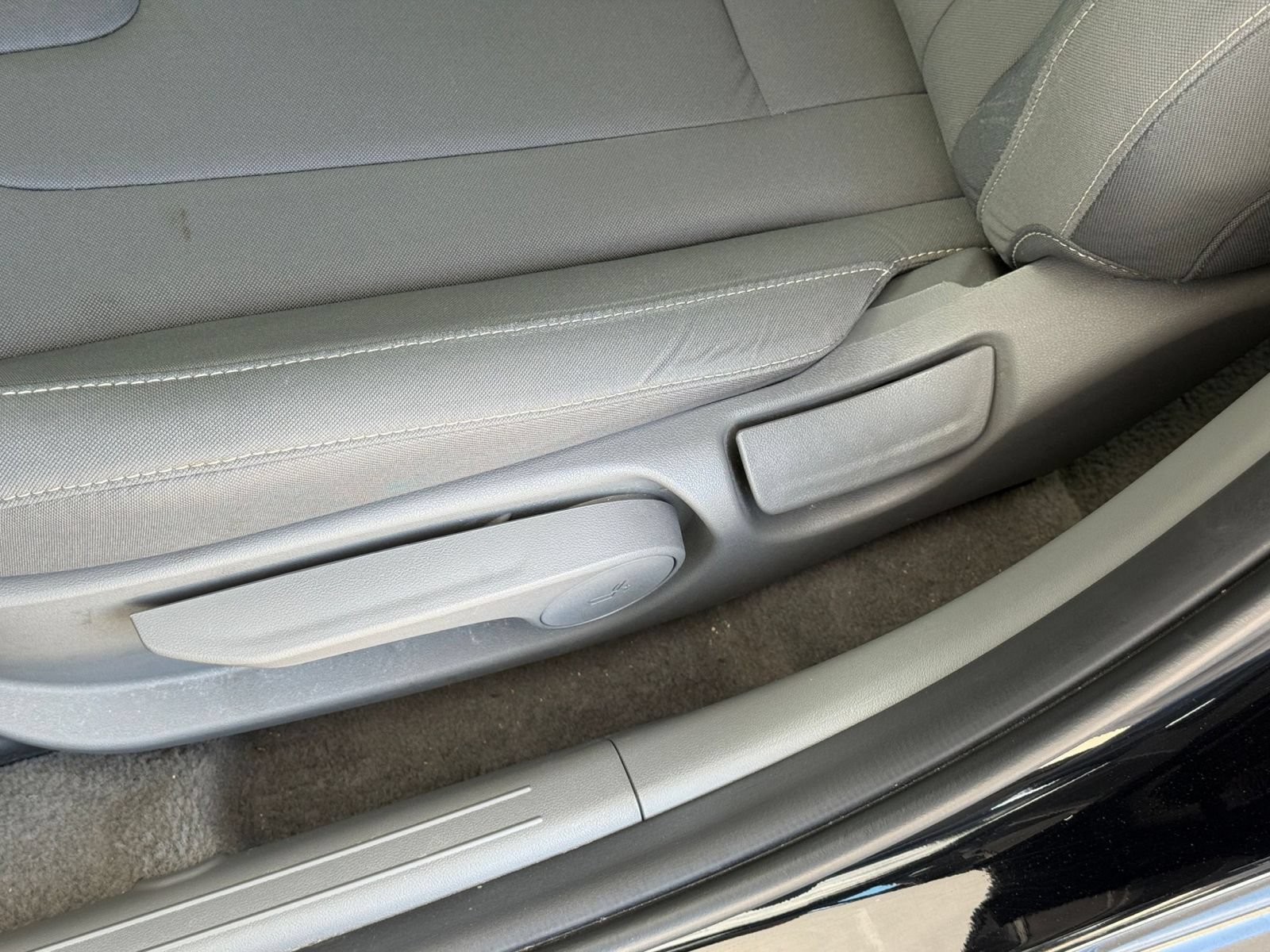 Used 2026 Hyundai Elantra Sport FWD image 21