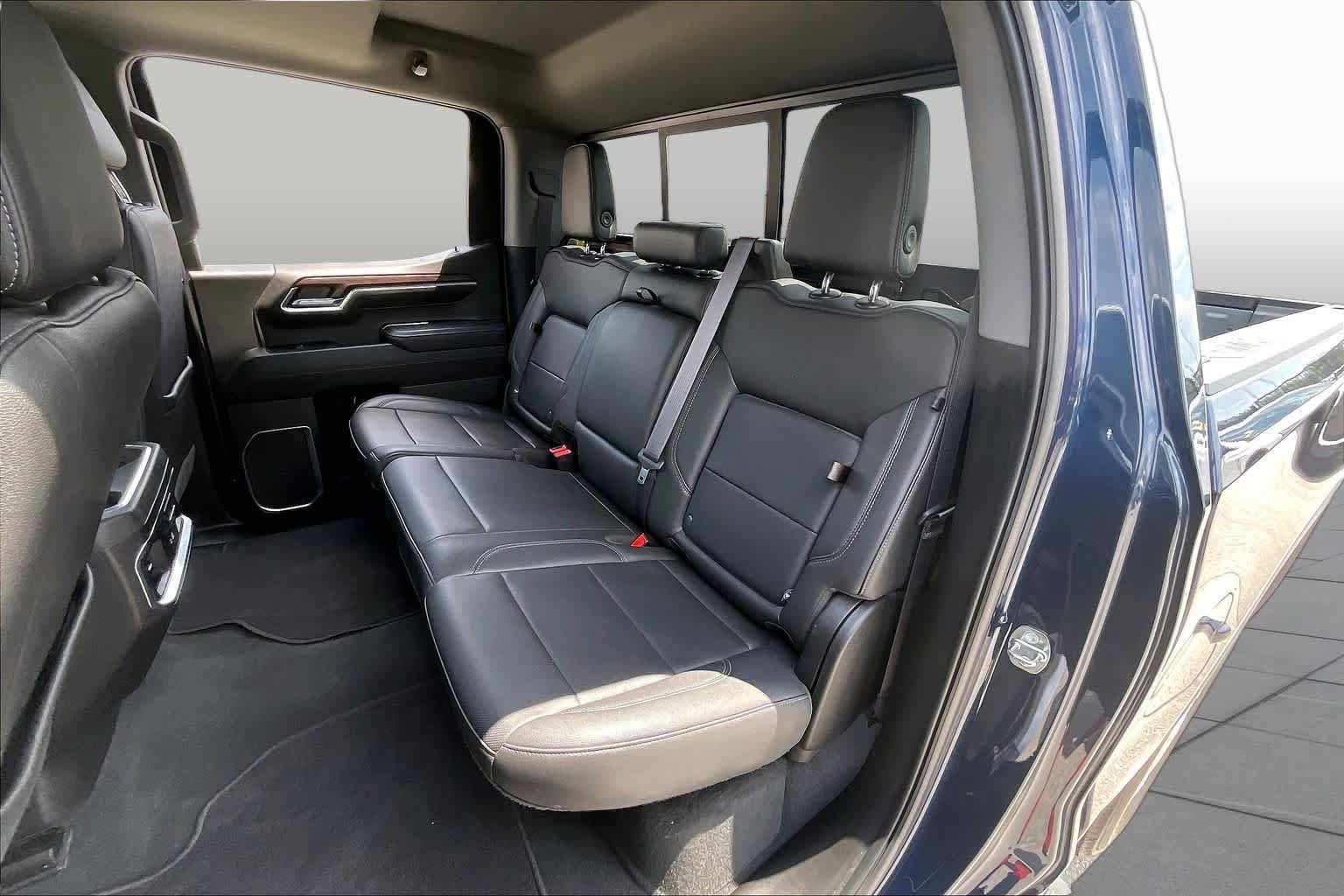 Used 2022 GMC Sierra 1500 SLT RWD image 20
