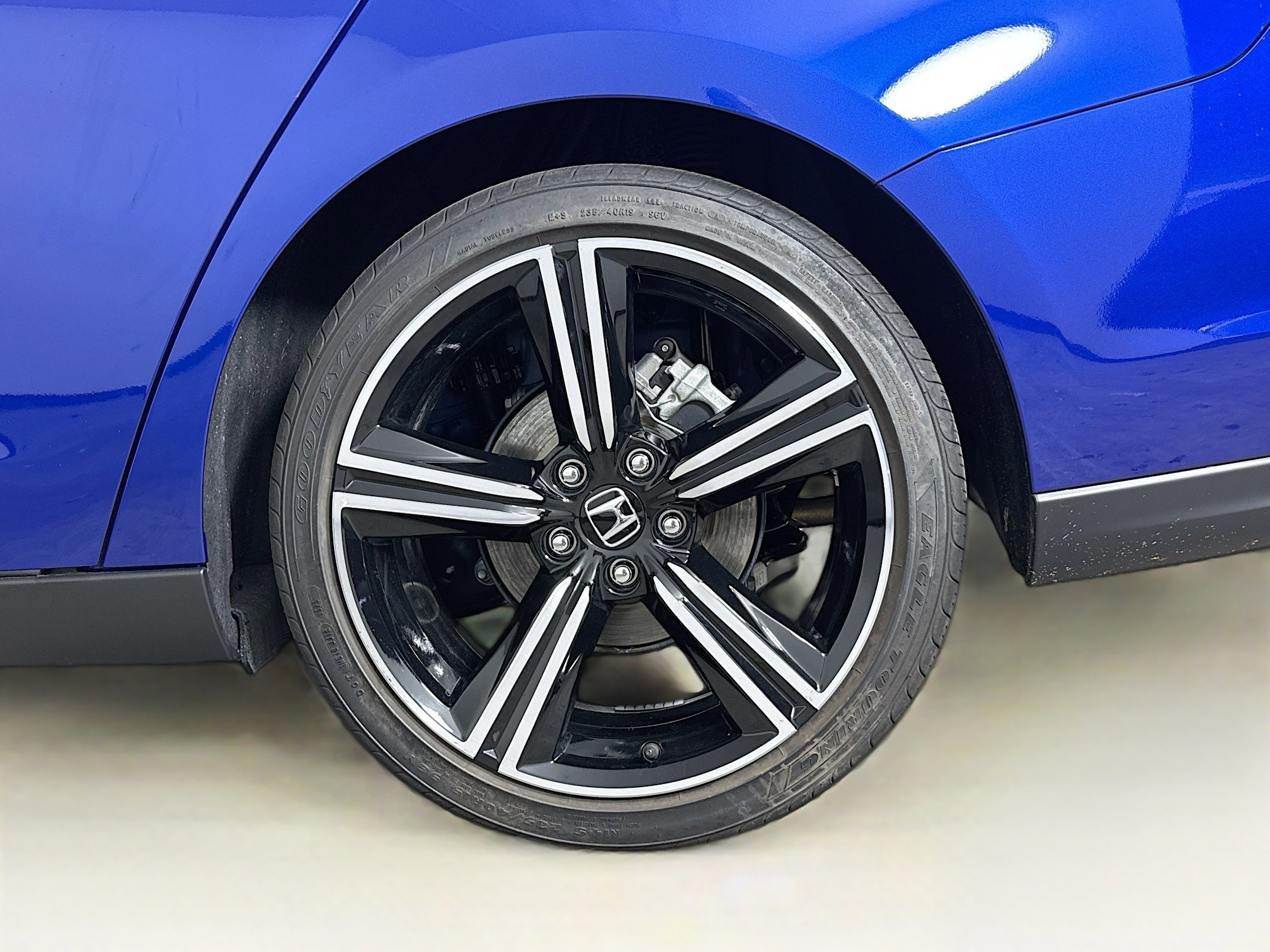 Certified 2025 Honda Accord Sport image 36